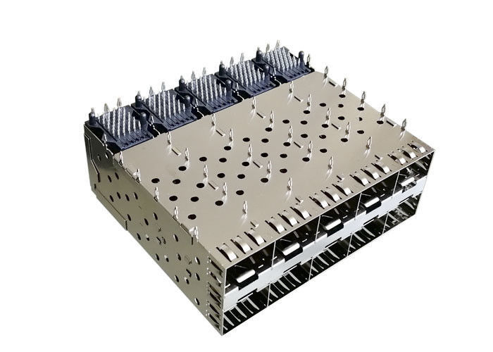 Casing SFP 2 X 5 Bertumpuk Dengan Konektor Antarmuka Terpadu Dengan EMI Finger Spring