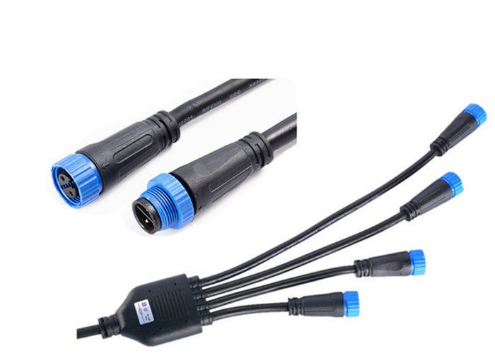 4 Way Y Shape Pencahayaan Outdoor Konektor Kabel Pria Wanita 2 Pin Untuk Peralatan LED